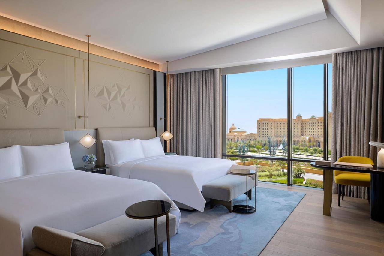 The St. Regis Riaad Buitenkant foto