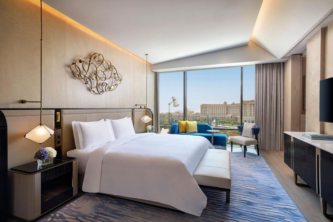 The St. Regis Riaad Buitenkant foto
